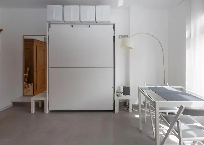 Cozy Loft & Seaside Views- 1 Min Canteras