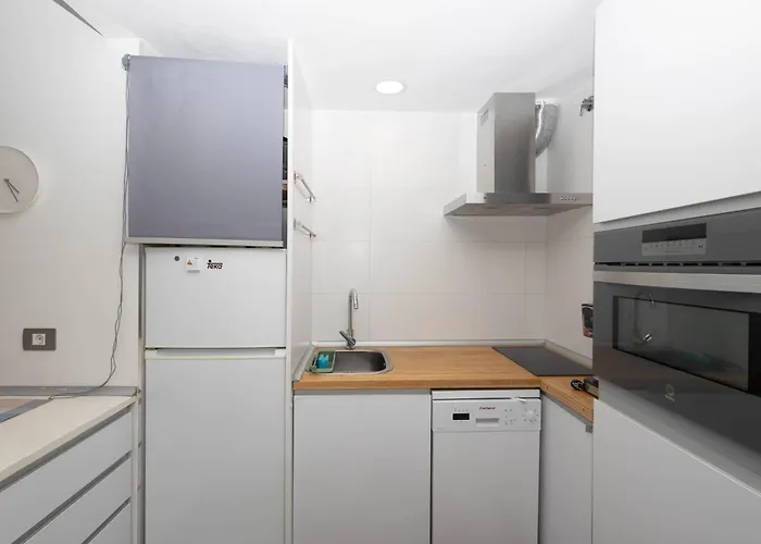 Cozy Loft & Seaside Views- 1 Min Canteras Διαμέρισμα